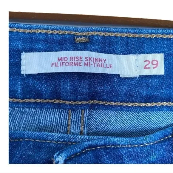 Levi’s mid rise embroidered skinny jeans 29 EUC - Picture 3 of 8